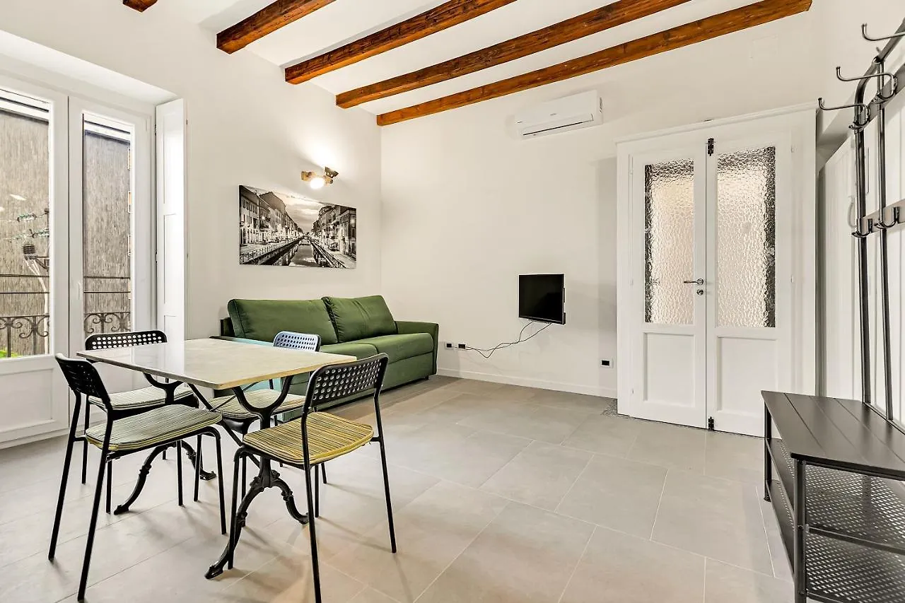 شقة Alessia'S Flat- Naviglio Grande بوكيناسكو إيطاليا