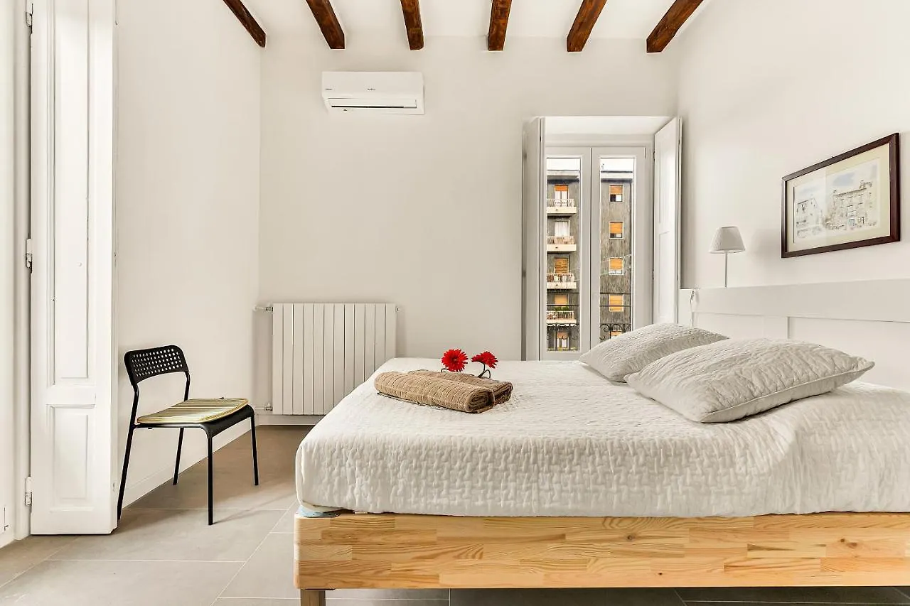 شقة Alessia'S Flat- Naviglio Grande بوكيناسكو